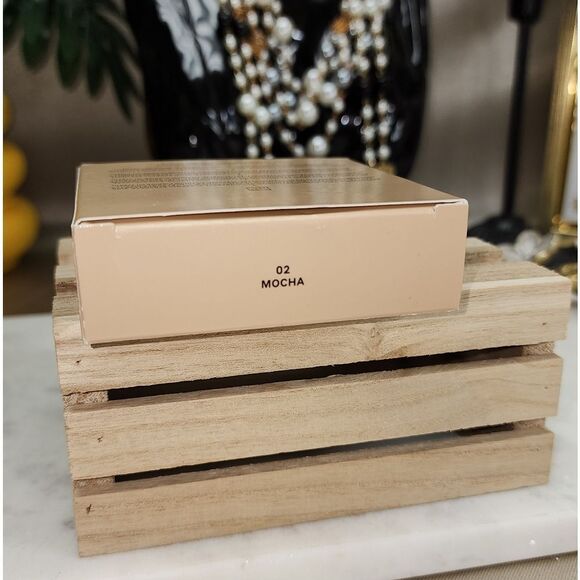 NIB BURBURRY 02 MOCHA 4 SHADE EYESHADOW PALETTE - Picture 13 of 13